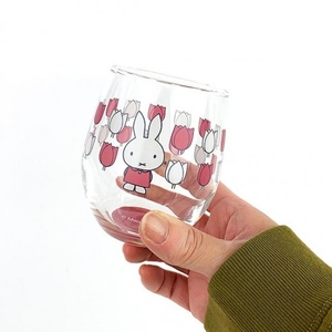 DDmNKvOGmrMJq0F3KSiY.jpg?w=940&h=940