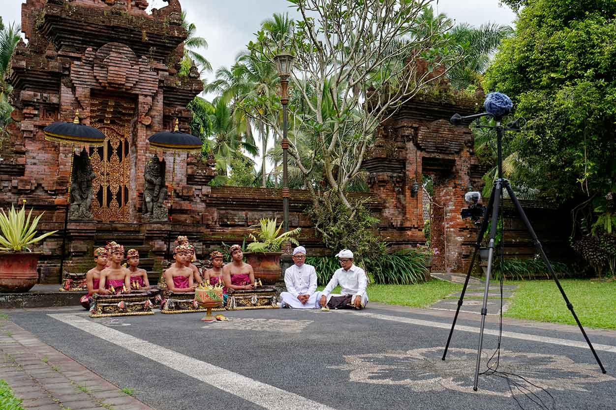 ■ゴン・スロンディン(バリ先住民の鉄製ガムラン)
