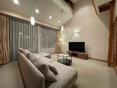 DEkH0p8fkLoPX1Ed8Mog.jpg?w=940&h=940