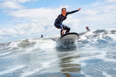 江ノ島でサーフィンを満喫