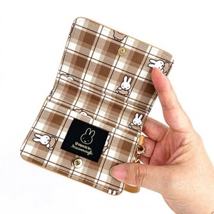 DFwZlR8R92MCdPhzx2K4.jpg?w=940&h=940