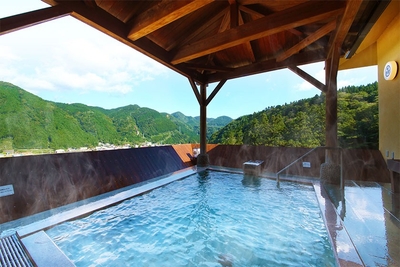 DKDciGWDnP1a7hBcZR69.jpg?w=940&h=940