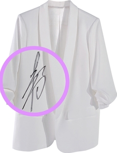 DKPKHsUza7RDXowv8Wls.jpg?w=940&h=940