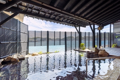 DMoDzSNE8YubOLIHPW9y.jpg?w=940&h=940