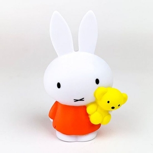 DPNTUSt5AAmzm9Gc7BjW.jpg?w=940&h=940