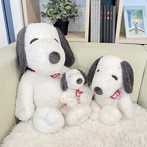 スヌーピーのぬいぐるみ