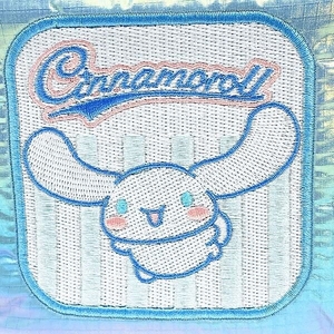 サンリオスクエアポーチ