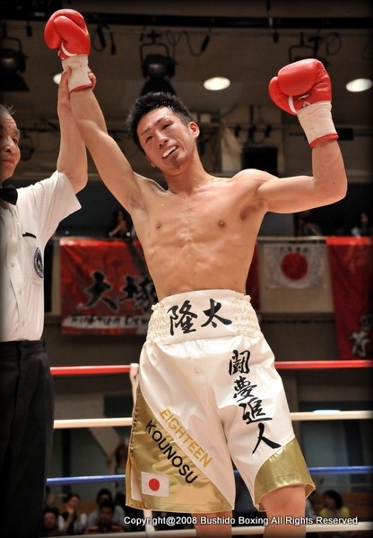 現役時代の大塚隆太