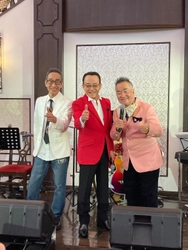 湯原昌幸がせんだみつお、ビリー・バンバン菅原 進と初のスペシャルステージを披露。