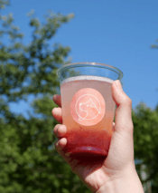 ぎゅっと!苺のJuicyソーダ