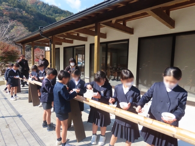 DZoFaL1d3WIHp3PLc6hG.JPG?w=940&h=940