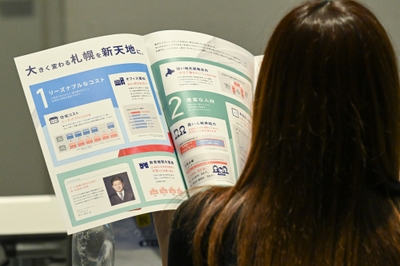 DcRVluSETxbvWxYOy4wb.jpg?w=940&h=940