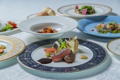 ▲ 秋の特別コース -秋雅-