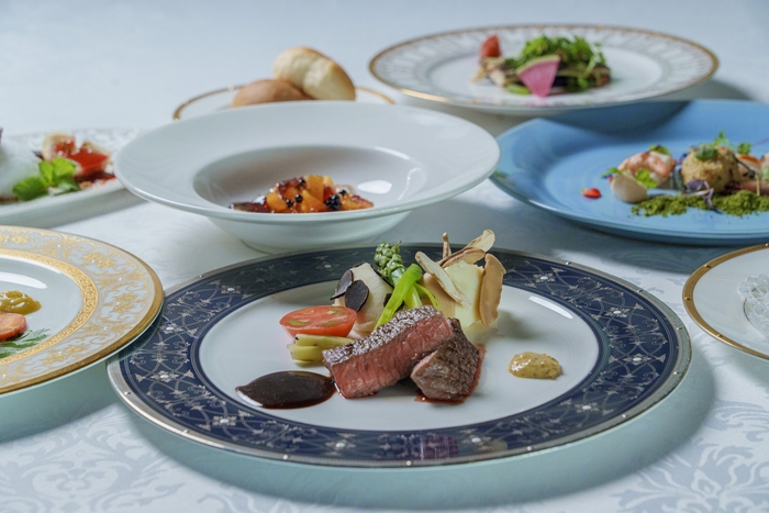 ▲ 秋の特別コース -秋雅-