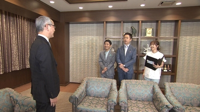 DqdQlxYudp7Pbil9mK3n.jpg?w=940&h=940