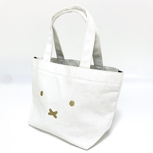 Drq3KQQqsxt8yrUttmY0.jpg?w=940&h=940