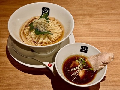 ［鶏つけそば］1杯　1,750円 （税込） 10月29日（木）～ 11月2日（月）
