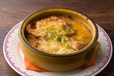 E3kkDSMQqA6FR2VrHq9e.jpg?w=940&h=940