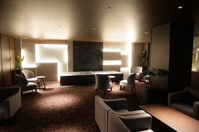 E4R25zmw0ETHPTpdmhzD.jpg?w=940&h=940