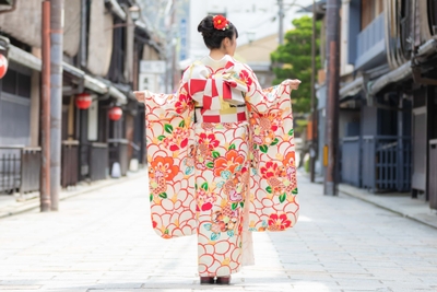 E5K9tvXxfJiUAsG7d3rf.jpg?w=940&h=940