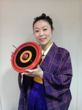 曲独楽師 三増 れ紋 氏