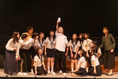 EBLkqhQguQY6mvKK7oeE.jpg?w=940&h=940