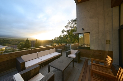 EBfdVN2lXYrZ8T4B85bt.jpg?w=940&h=940