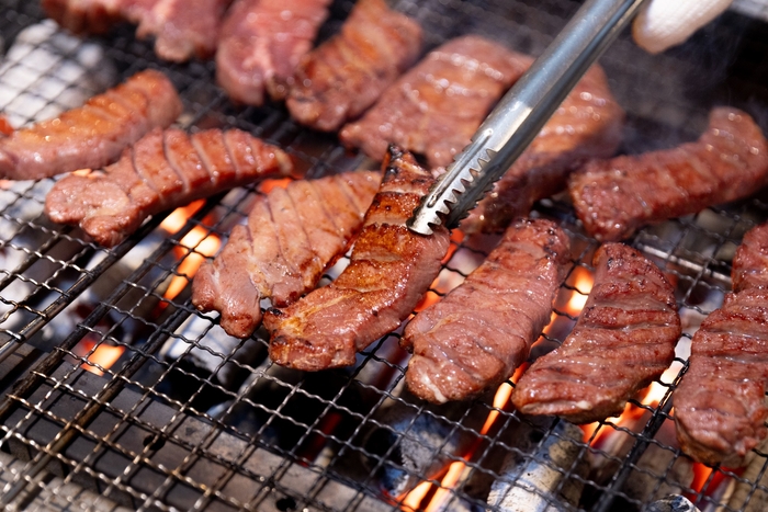 ディナーメニュー【炭火焼き】一の坊熟成厚切り牛タン