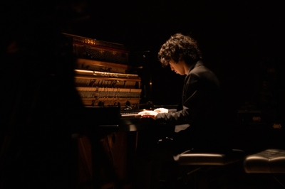 ECOesnCyDpXaM4iUznzi.jpg?w=940&h=940