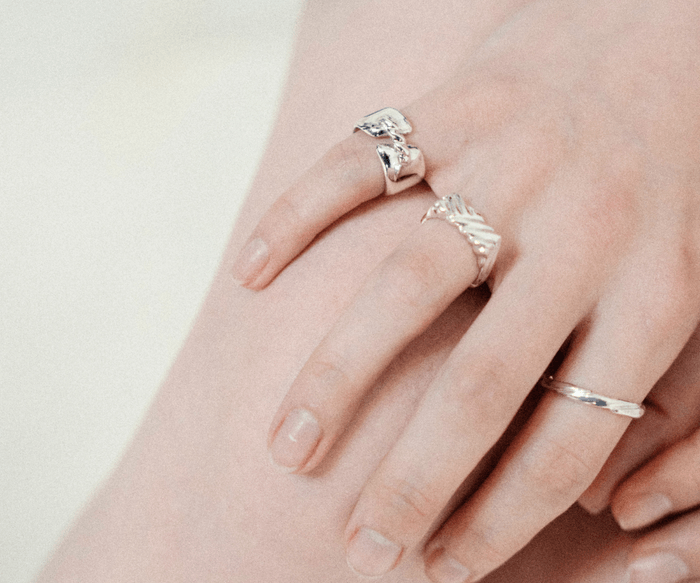 “Three Rings, One Essence”(2)