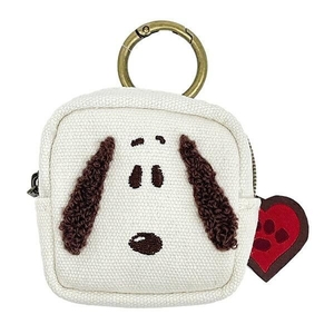 スヌーピー足跡ハート