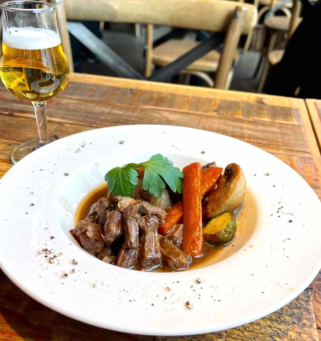 羊肉のフレンチコースをペアリングで初提供