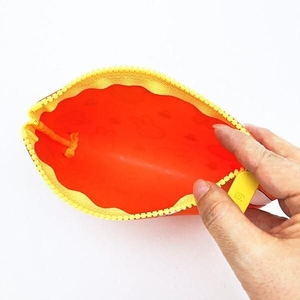 ミッフィーのポーチ