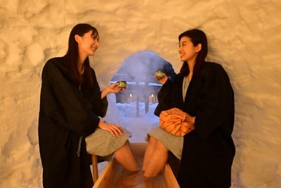 ESrkc1ZBDYN5j9Kmomm9.jpg?w=940&h=940