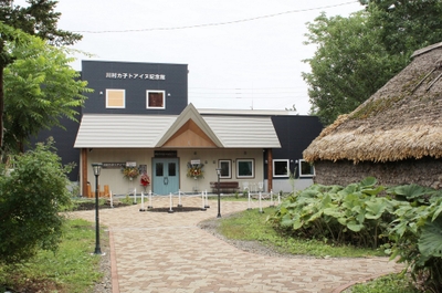 EX5lQH5MjetsHlYla1DX.jpg?w=940&h=940