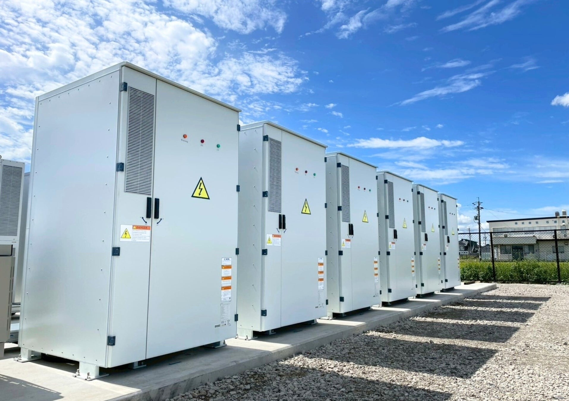 日本の住宅用バッテリー蓄電市場は2034年までにUSD 2,783.6百万に成長｜CAGR 18.84％