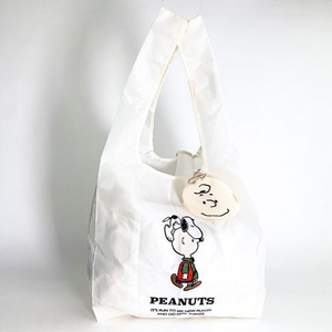 EbNzSGiOdt1by2Um8C6U.jpg?w=940&h=940