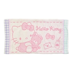 罪深い、、、。ベッドから出たくなくなっちゃうサンリオのふわふわタオル枕カバー。キティちゃんやマイメロのデザインが可愛すぎです。