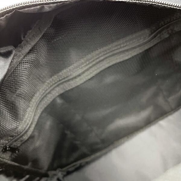 ジョー・クールの黒バッグ