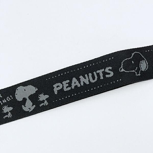 スヌーピーのルートートコラボバッグ