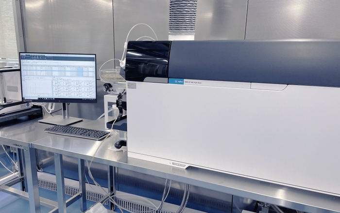 トリプル四重極ICP質量分析装置(ICP-QQQ)