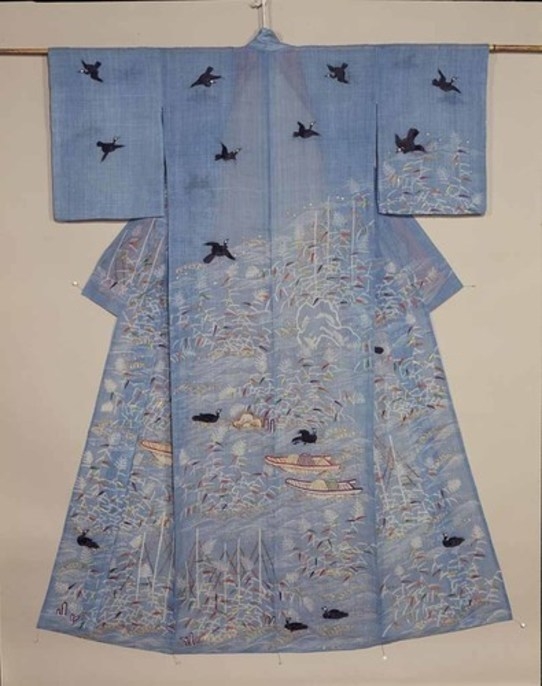 帷子 淡浅葱麻地御所解(鵜飼)文様 江戸時代・18~19世紀 京都国立博物館