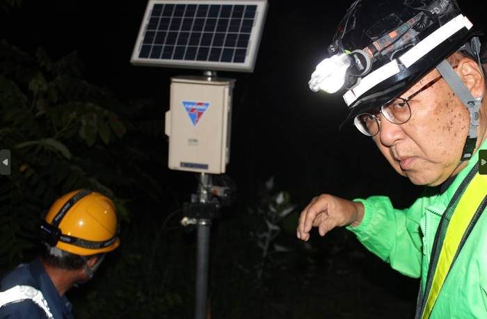 「定期的なメンテナンスは欠かせない」と説明する辻特坦教授