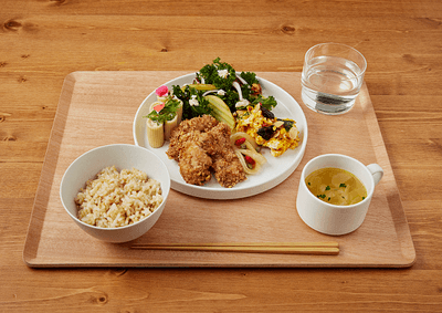 EoE8pcyPTgCO3Y8VDLF4.png?w=940&h=940