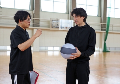 Epaln7nOAja63DgySqGi.jpg?w=940&h=940