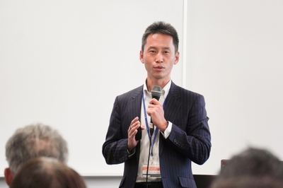 写真）杉浦伸哉 氏（スギホールディングス 代表取締役副社長）