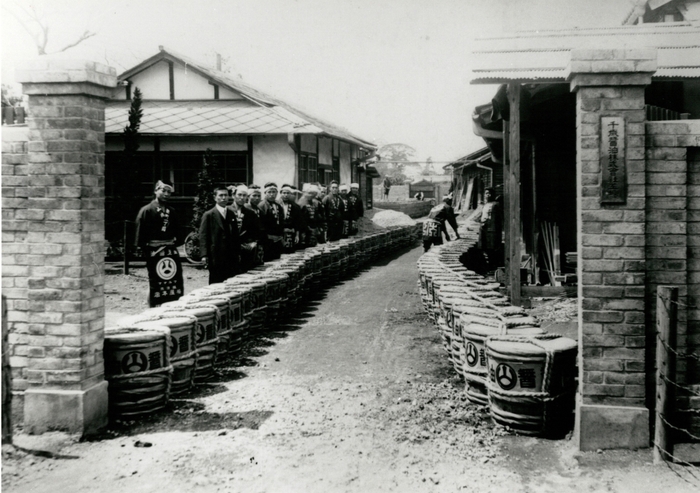 宝暦元年創業のやまうち本店