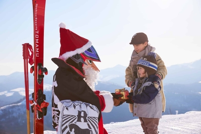 Etrqi6w91KrmXfhjkX26.jpg?w=940&h=940