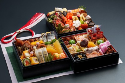【華】三段重29,000円（早割り価格27,000円）