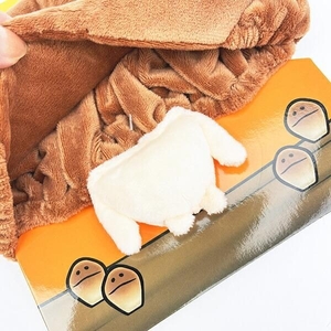 なめこ栽培キットの個性的なぬいぐるみマスコット